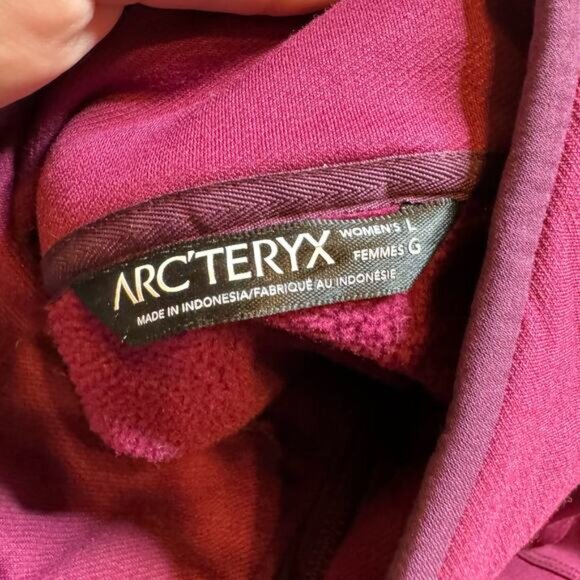 ARC'TERYX ARENITE Plum Colored Full Zip JACKET - Picture 5 of 5